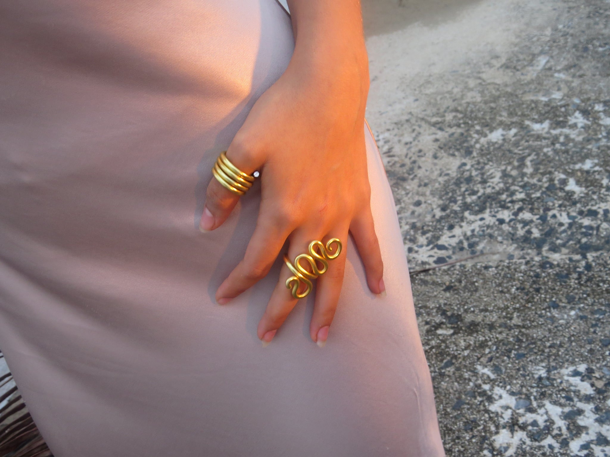 Vipor Ring
