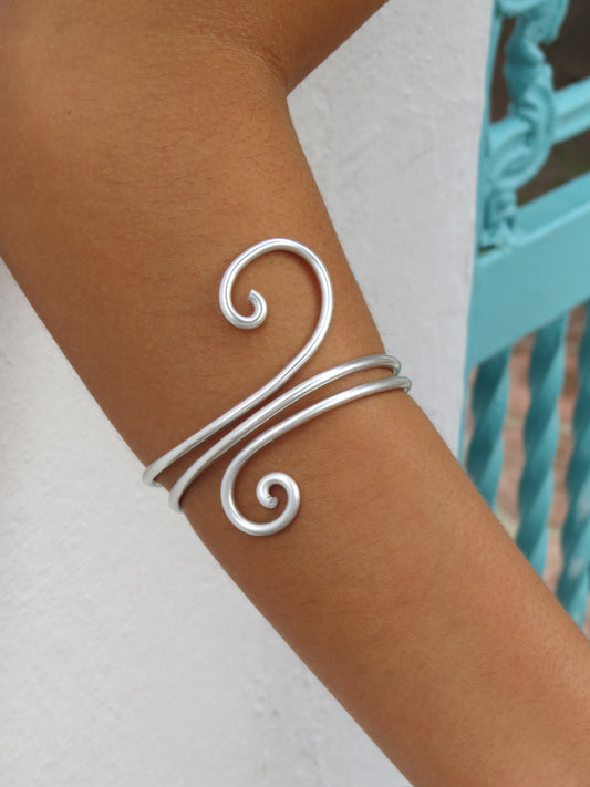 Tilted Cuff (forearm)