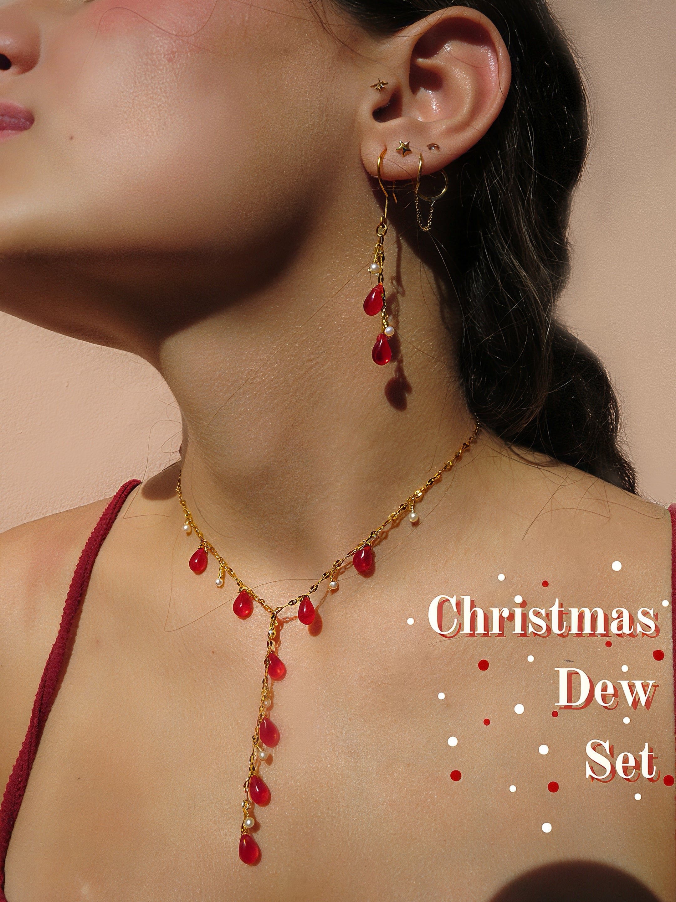 Christmas Dew Necklace